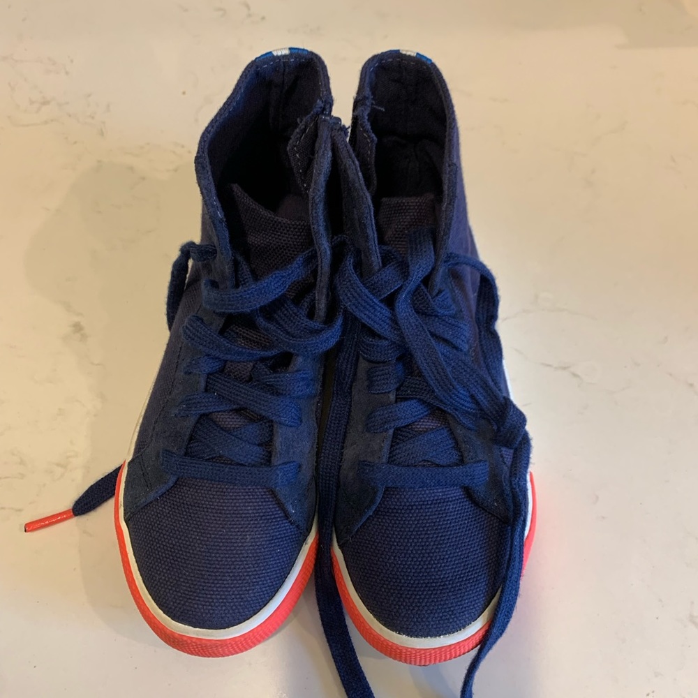Boy shoes size 12.5